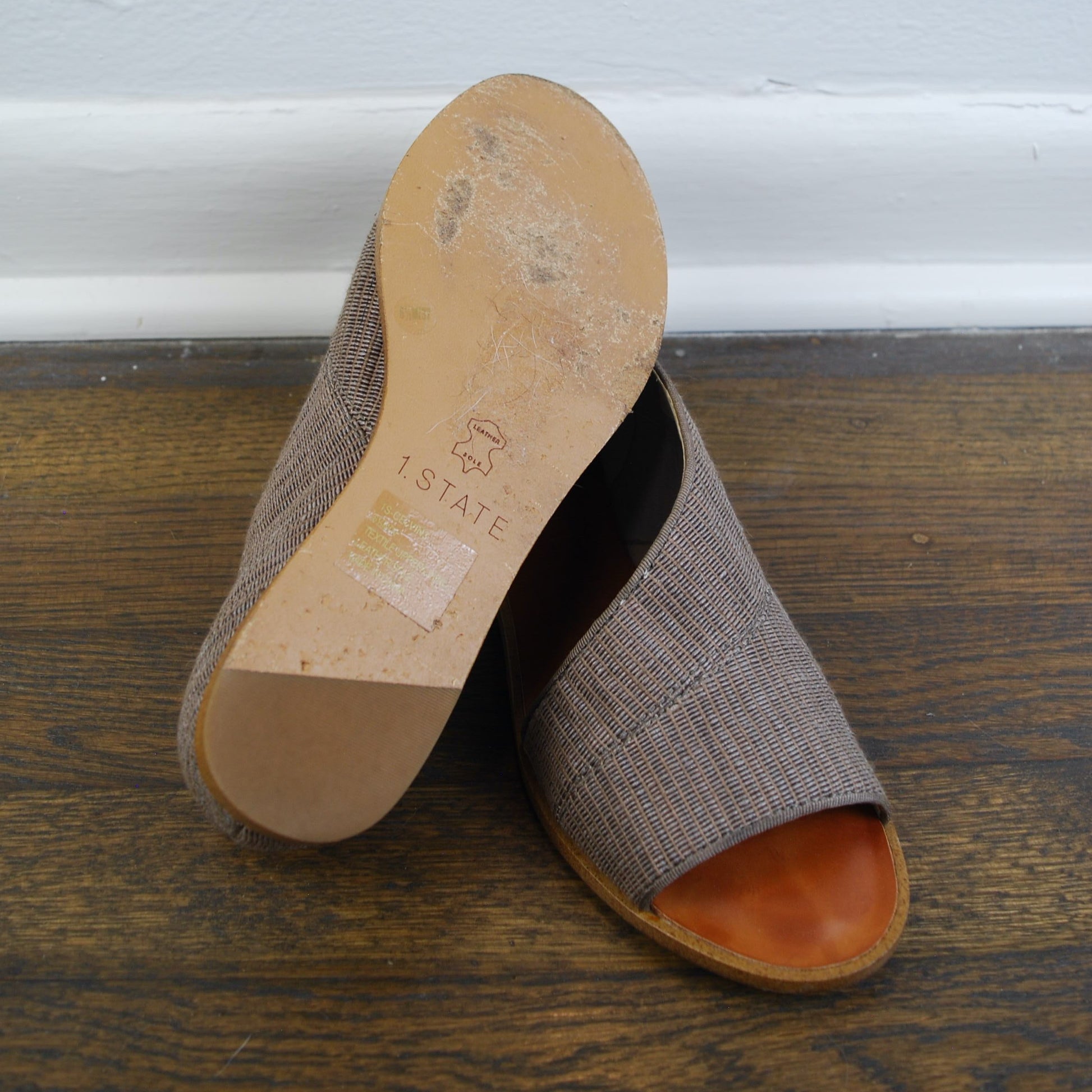 1. State Celvin Open Toe Leather Sandal Peep Toe