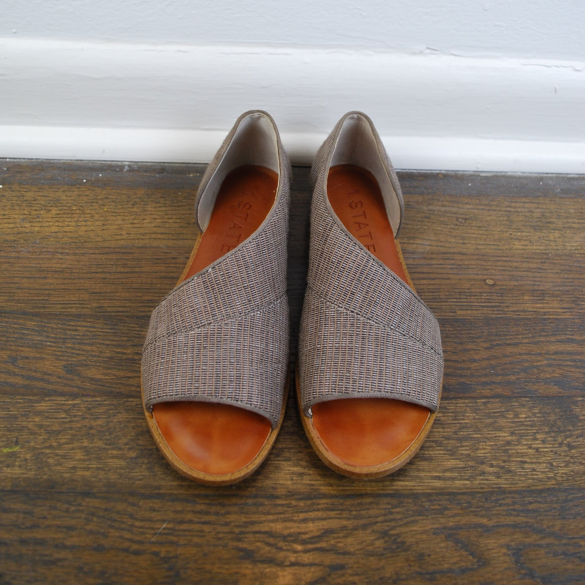 1. State Celvin Open Toe Leather Sandal Peep Toe