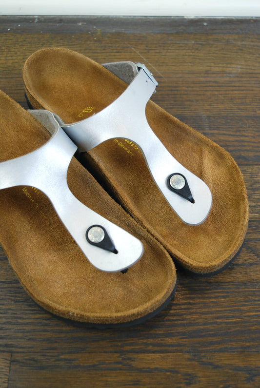 Birkenstock Summer Collection Gizeh Birko-Flor Metallic Silver Sandal