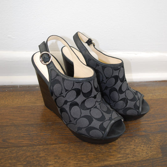 Coach Janet Signature Fabric Platform Wedge Peep Toe Heels Size 10