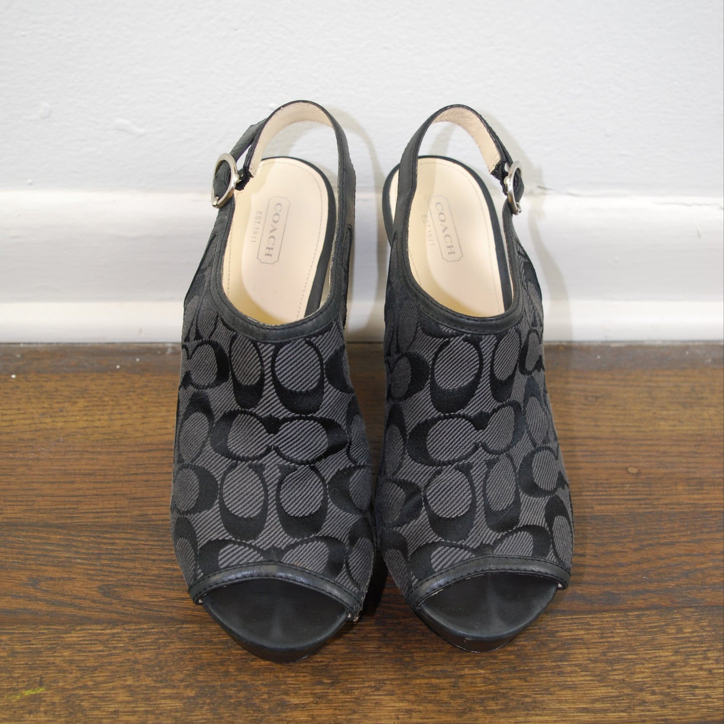 Coach Janet Signature Fabric Platform Wedge Peep Toe Heels Size 10