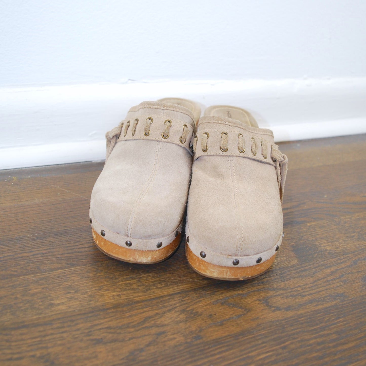 Vintage Hokus Pokus Wooden Suede Leather Platform Mules