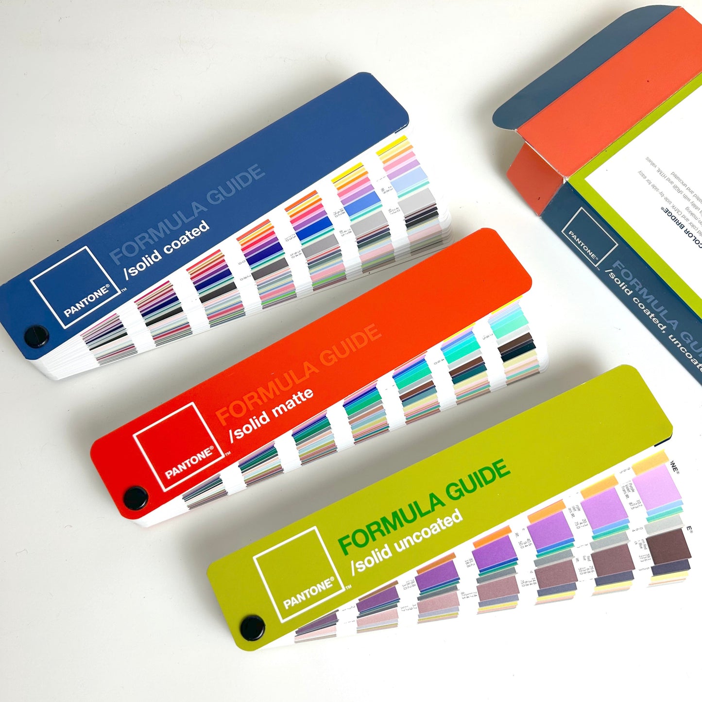 Pantone Colors Formula Guides Solid Coated Uncoated Matte