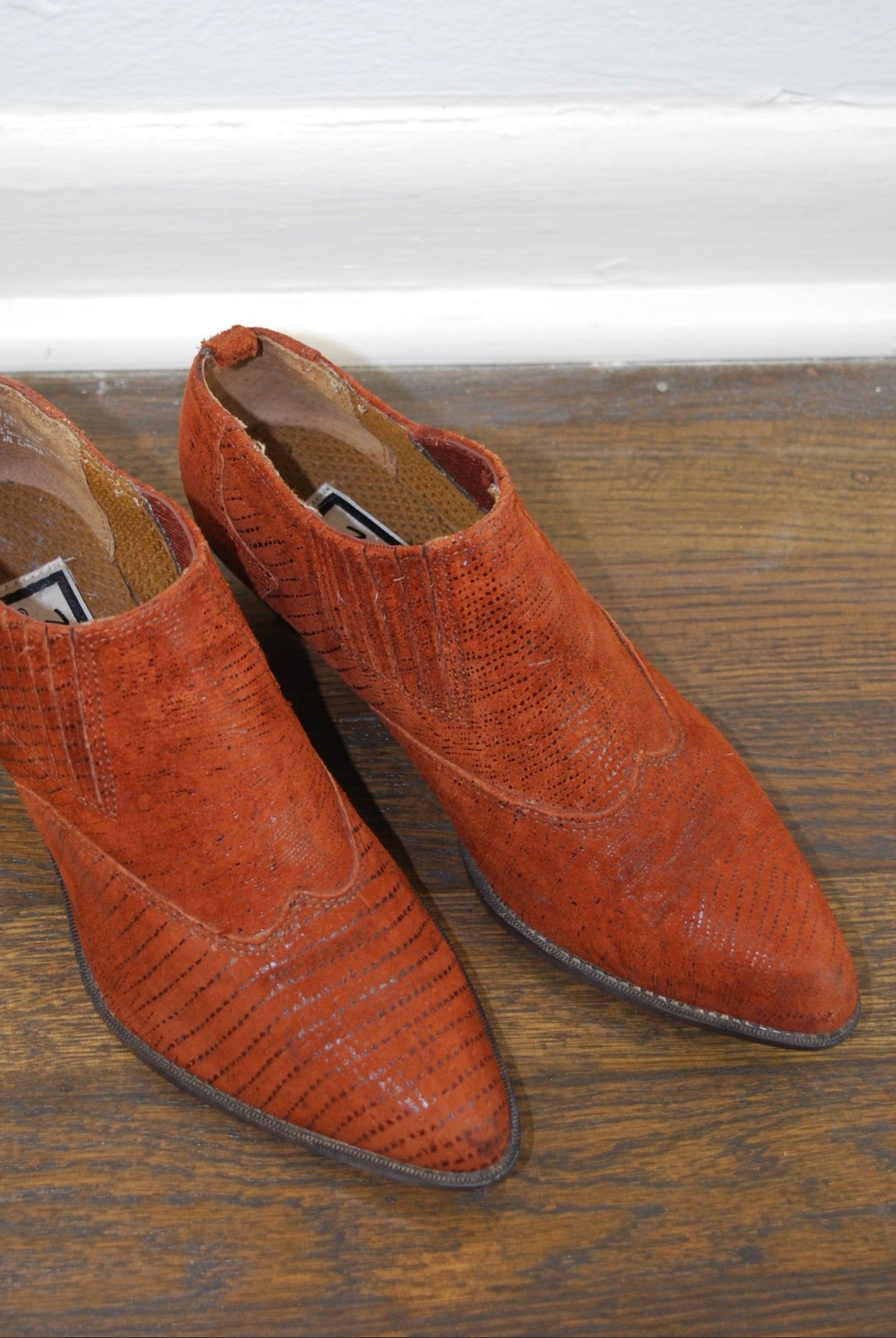 Vintage Zodiac Dazey Brown Suede Low Cut Cowboy Bootie