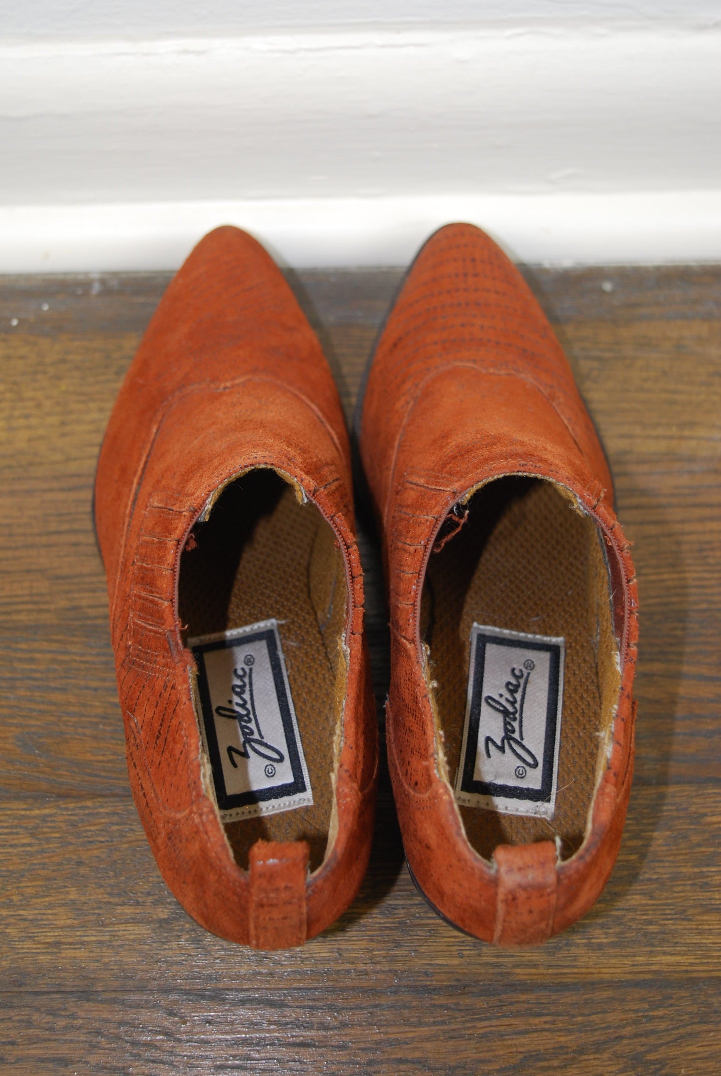Vintage Zodiac Dazey Brown Suede Low Cut Cowgirl Booties